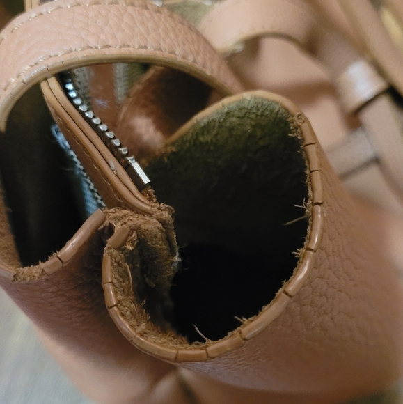 Vince Camuto tassled bag "Taja" tote chestnut brown pebbled genuine leather - Picture 13 of 15